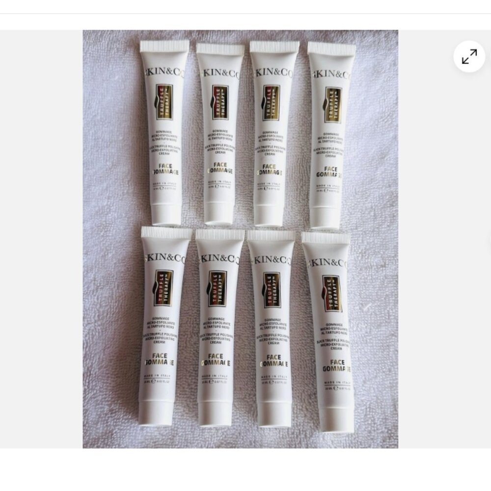 8 pc Lot ~ SKIN & CO ~ Face Gommage ~ Black Truffle Polishing Exfoliating Cream